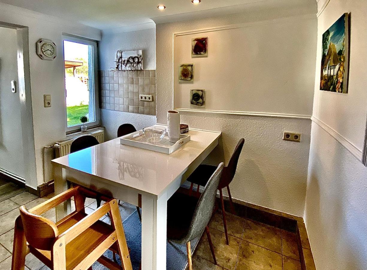 Gemuetliche Ferienwohnung Sagard Exteriör bild